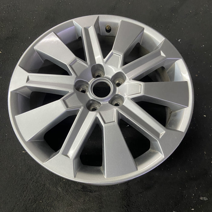 18" PALISADE 23-25 18x7.5 Original OEM Wheel Rim - Close-Up Detail