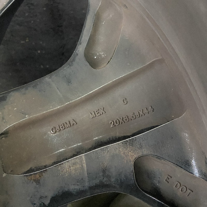 20" EXPLORER 18-19 20x8.5 aluminum TPMS 5 spoke machined face with pockets Original OEM Wheel Rim