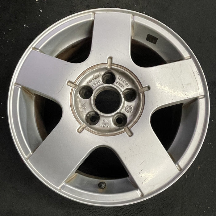 15" GOLF 00 5 lug, 15x6, alloy Original OEM Wheel Rim