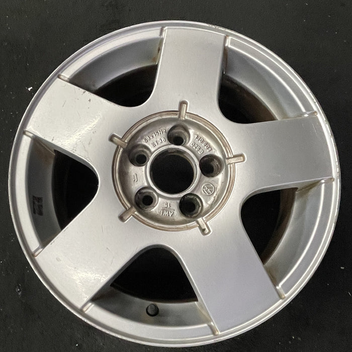 15" GOLF 00 5 lug, 15x6, alloy Original OEM Wheel Rim