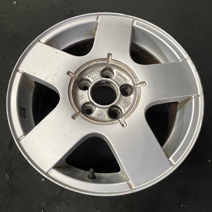 15" GOLF 00 5 lug, 15x6, alloy Original OEM Wheel Rim