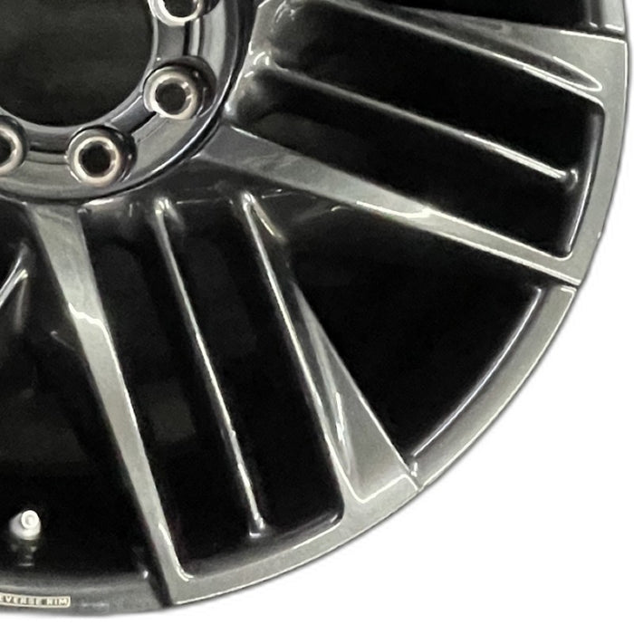 24" ESCALADE IQ 25 24x9 triple spoke opt SF7 Original OEM Wheel Rim - Close-Up Detail