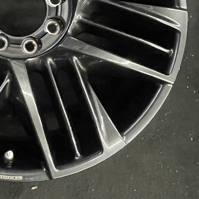 24" ESCALADE IQ 25 24x9 triple spoke opt SF7 Original OEM Wheel Rim - Back View