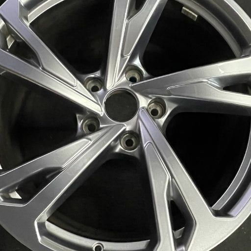 20" E-TRON GT 22-24 20x11 silver Original OEM Wheel Rim - Angle View