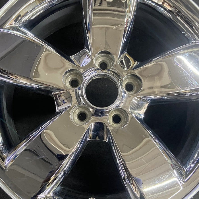 17" ESCAPE 08 VIN 1 8th digit 17x7 TPMS 5 spoke chrome clad Original OEM Wheel - Angle View
