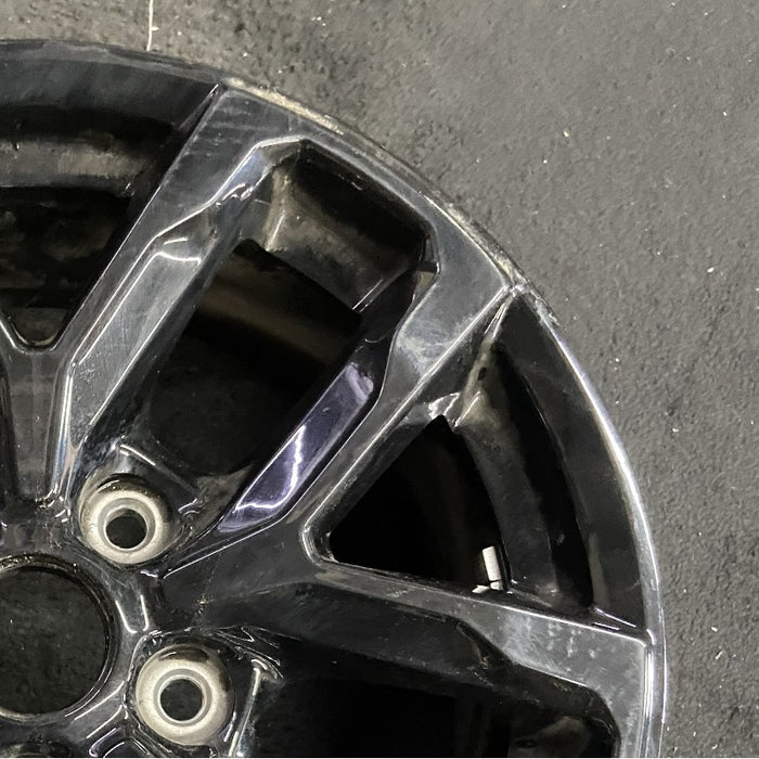 17" GLADIATOR 22 17x7.5 aluminum 5 spoke double spoke gloss black Original OEM - Close-Up Detail