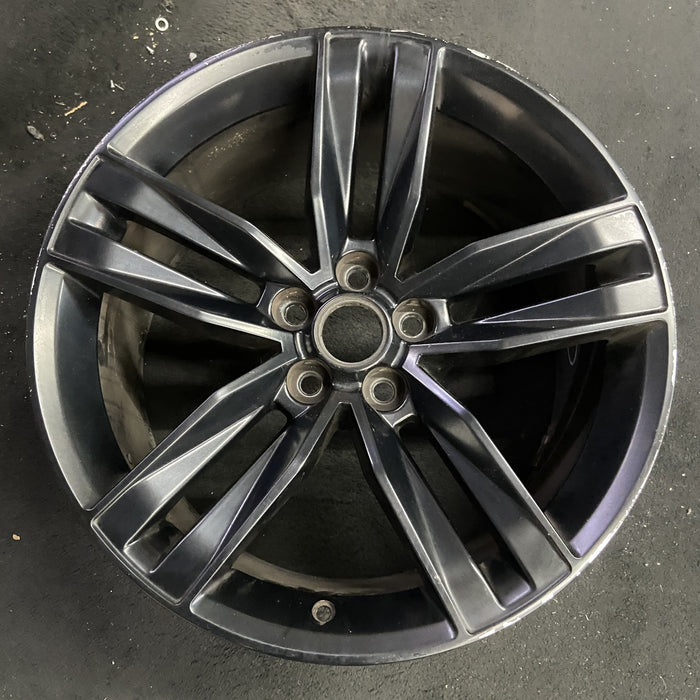 20" CAMARO 16 20x9.5, 5 split spoke, black Original OEM Wheel Rim - Angle View