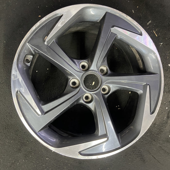 18" VELOSTER 19-20 18x7.5 , 5 spoke, angled spoke Original OEM Wheel Rim - Angle View
