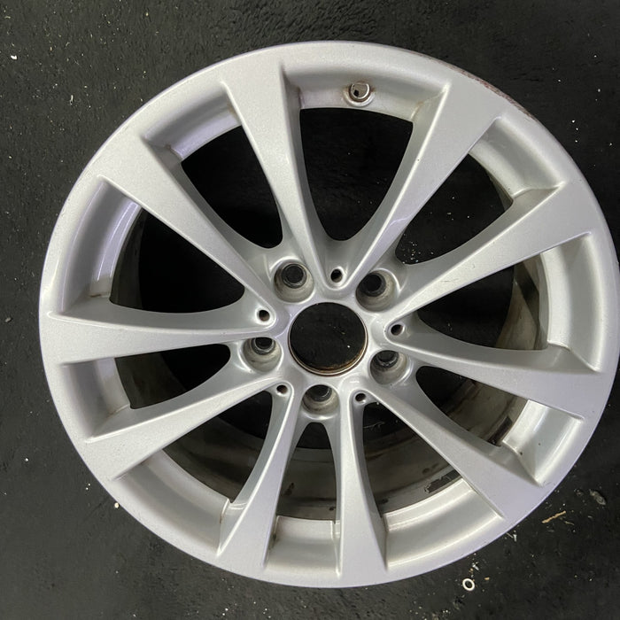 17" BMW 320i 12-13 , 17x7.5 , 5 spoke, V spoke, narrow spoke edge Original OEM - Side Profile