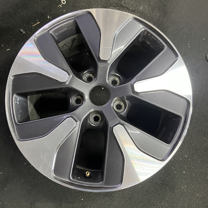 18" GRAND CHEROKEE 22 WL body , 18x8, , V spoke Original OEM Wheel Rim - Angle View