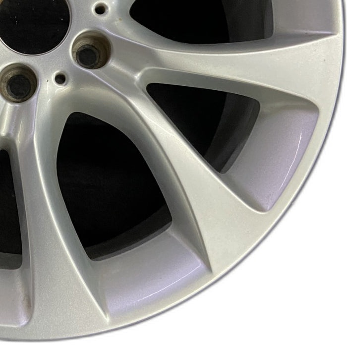 19" Original OEM Wheel Rim - Close-Up Detail