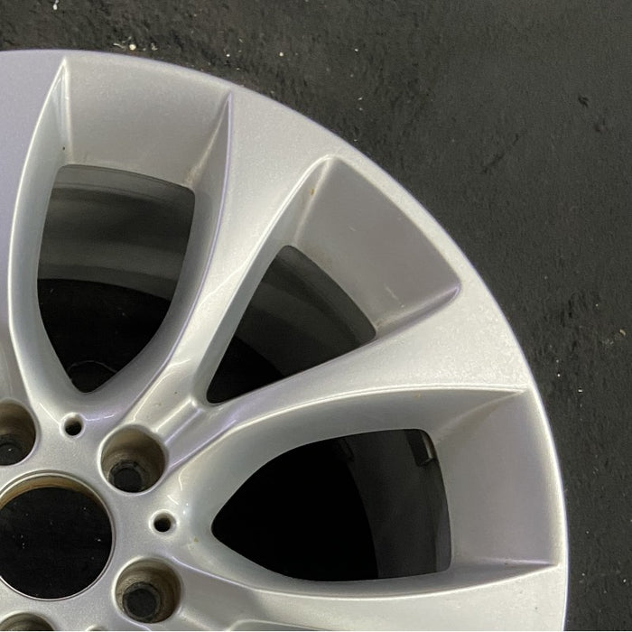 19" Original OEM Wheel Rim - Close-Up Detail