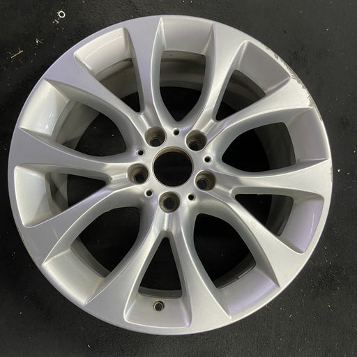 19" BMW X5 14-18 19x9 , 5 spoke, V spoke, wide spoke Original OEM Wheel Rim - Angle View