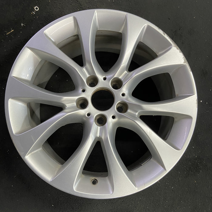 19" BMW X5 14-18 19x9 , 5 spoke, V spoke, wide spoke Original OEM Wheel Rim - Angle View