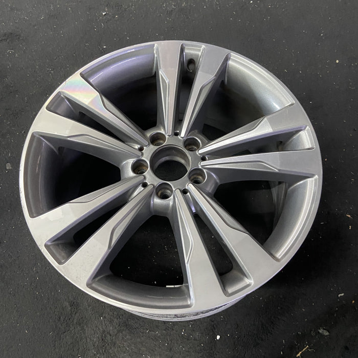 19" MERCEDES S-CLASS 14 222 Type; S550, 19x9.5 , wide spokes Original OEM Wheel - Close-Up Detail
