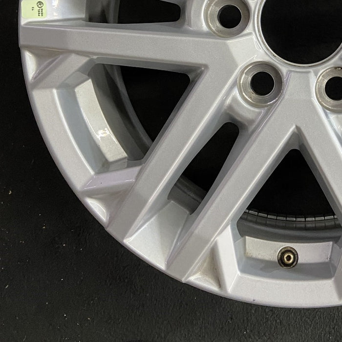 18" SEQUOIA 23-24 18x7.5, 6 double spoke, silver Original OEM Wheel Rim - Additional View