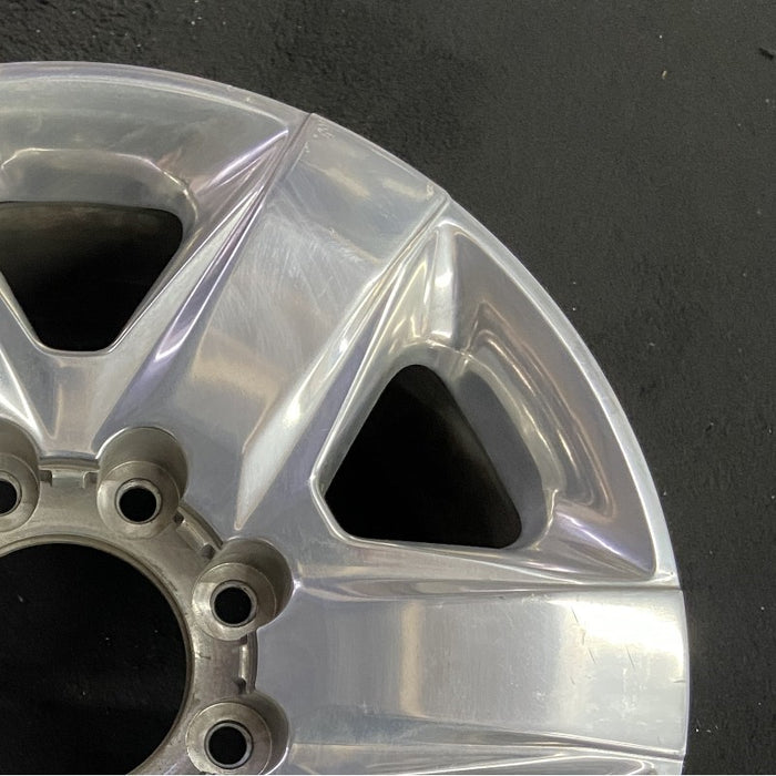 20" SILVERADO 2500 PICKUP 20-23 20x8.5, 6 spoke Original OEM Wheel Rim - Close-Up Detail