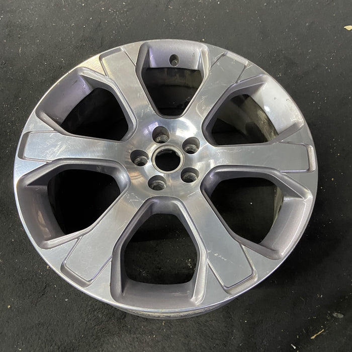 20" EVOQUE 14-16 , 20x8, 6 spoke Original OEM Wheel Rim - Close-Up Detail
