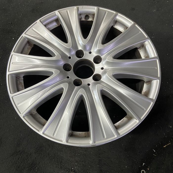 18" MERCEDES S-CLASS 14 222 Type; S550, 18x8 Original OEM Wheel Rim - Close-Up Detail