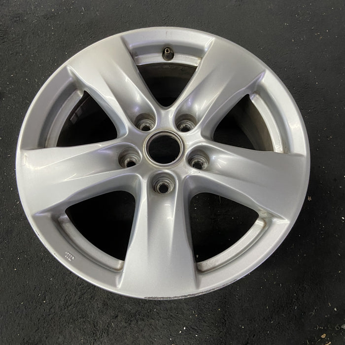 16" QUEST 11-17 16x7 Original OEM Wheel Rim - Close-Up Detail