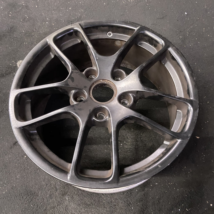 18" PORSCHE BOXSTER 17-25 18x8, , triangle spoke Original OEM Wheel Rim - Close-Up Detail