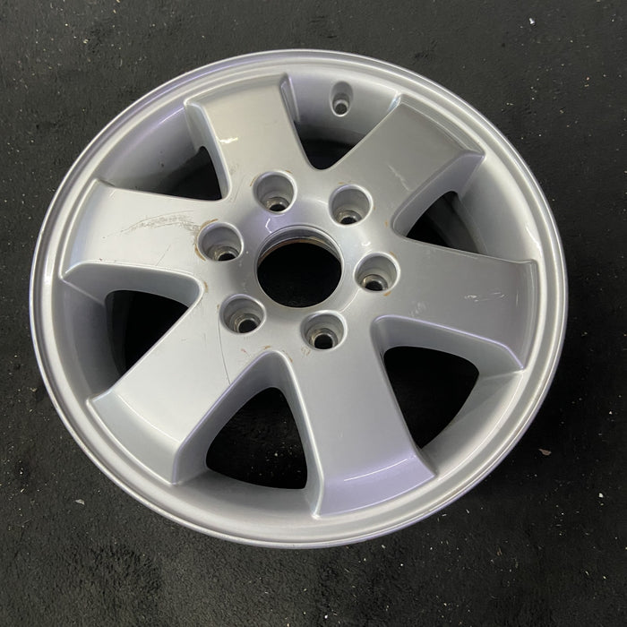 16" SPRINTER 2500 07-09 , aluminum Original OEM Wheel Rim - Close-Up Detail