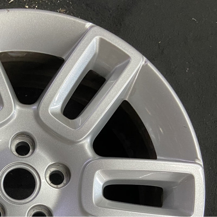 19" DEFENDER 20-22 19x8 6 spoke straight spoke silver Original OEM Wheel Rim - Close-Up Detail