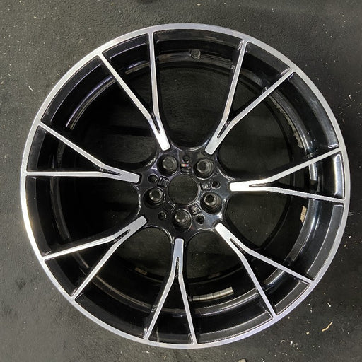 20" BMW M5 19-20 20x9.5 7 spoke Y spoke design Original OEM Wheel Rim - Front View