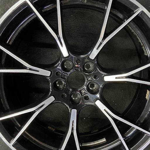 20" BMW M5 19-20 20x9.5 7 spoke Y spoke design Original OEM Wheel Rim - Angle View