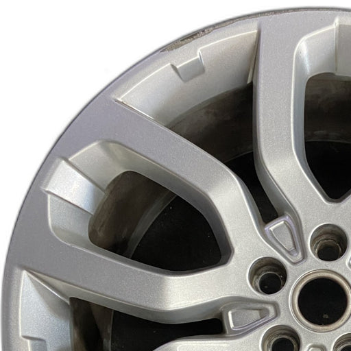 22" RANGE ROVER 13-17 alloy 22x9.5 10 spoke 5 split spoke Original OEM Wheel Rim - Angle View