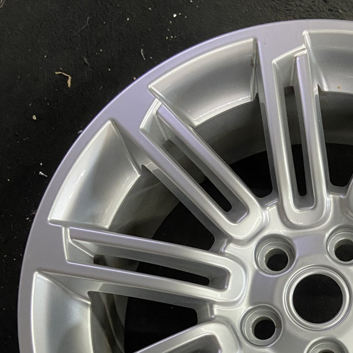 20" LR4 10-13 alloy 20x8.5 10 split spoke silver sparkle Original OEM Wheel Rim - Side Profile