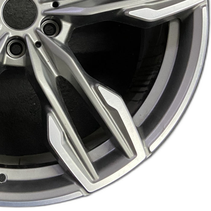 21" BMW X3 23 21x9.5 alloy rear 5 spoke Original OEM Wheel Rim - Close-Up Detail
