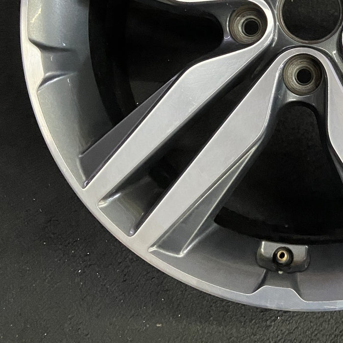 18" SOUL 14 alloy 18x7.5 5 split spoke Original OEM Wheel Rim - Additional View