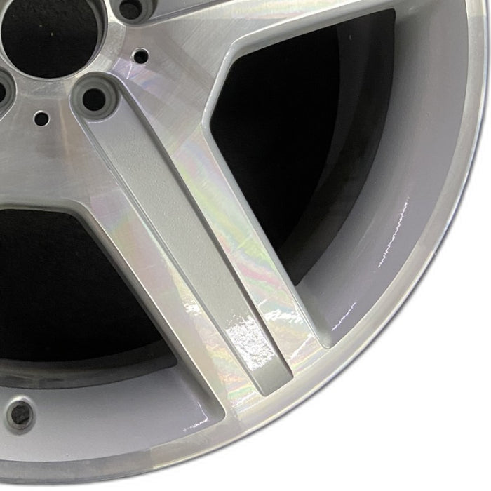 20" Original OEM Wheel Rim - Close-Up Detail