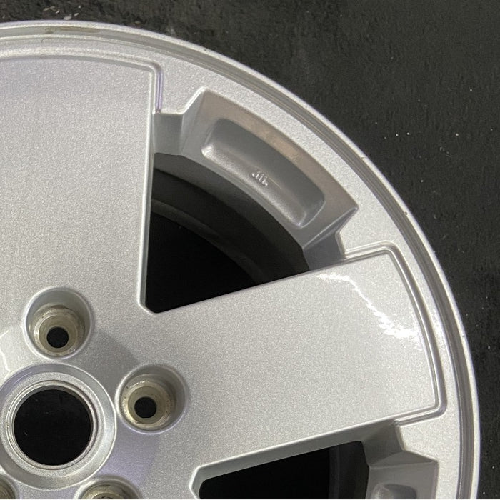 18" WRANGLER 07-08 18x7.5 5 spoke Original OEM Wheel Rim - Close-Up Detail