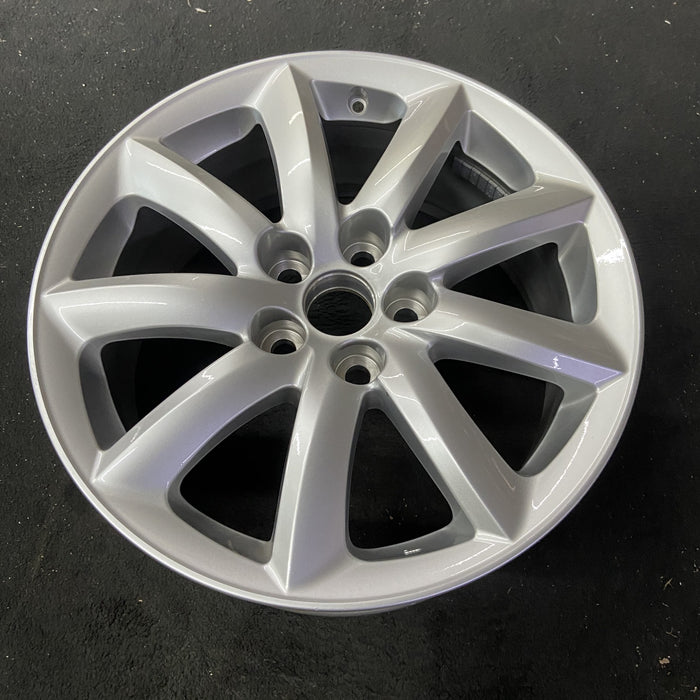 18" LEXUS LS460 07-12 , 18x7.5, 9 spoke Original OEM Wheel Rim - Close-Up Detail