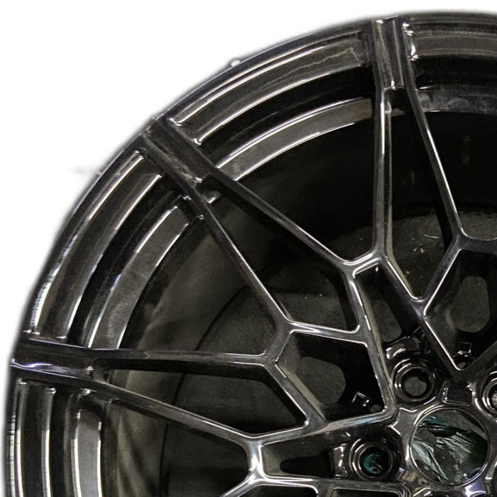 20" BMW M3 21-25 20x10.5 10 V spoke w/o machined face Original OEM Wheel Rim - Angle View