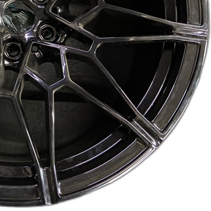 20" BMW M3 21-25 20x10.5 10 V spoke w/o machined face Original OEM Wheel Rim - Close-Up Detail