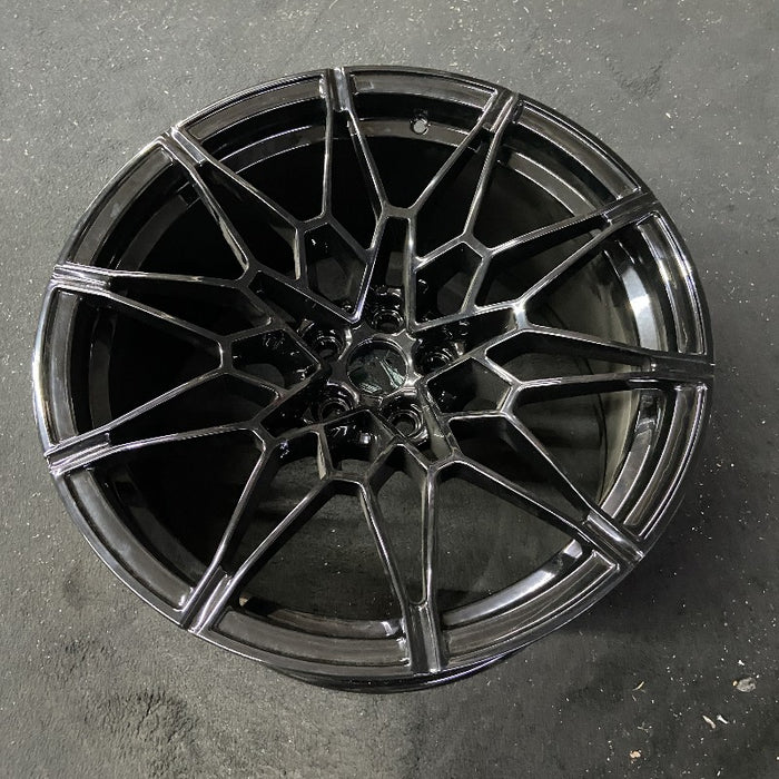 20" BMW M3 21-25 20x10.5 10 V spoke w/o machined face Original OEM Wheel Rim - View 8