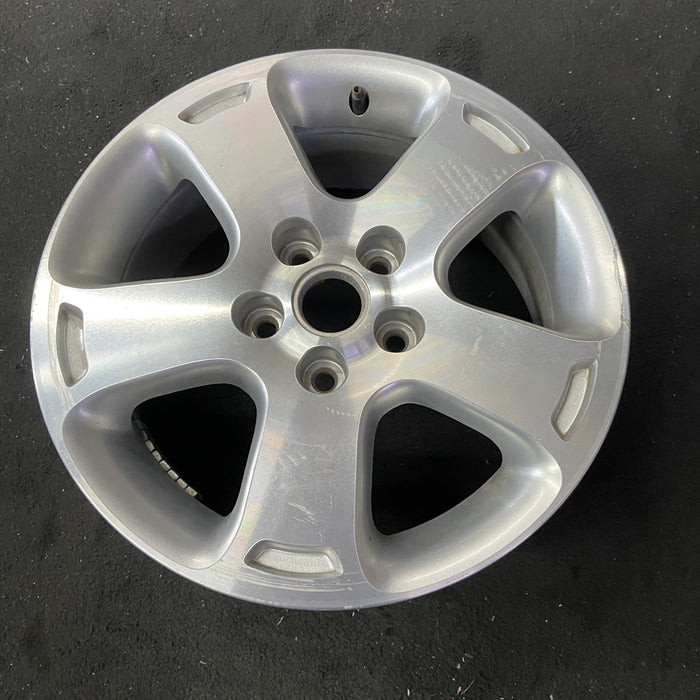 16" HHR 06-07 16x6.5, aluminum, , machined finish Original OEM Wheel Rim - Close-Up Detail