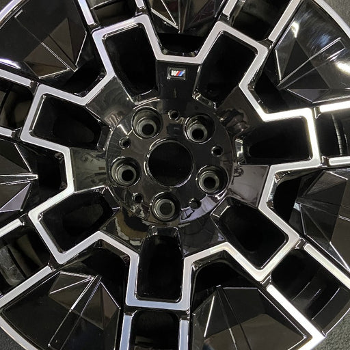 19" BMW 430i 25 19x8.5 7 spoke Original OEM Wheel Rim - Angle View