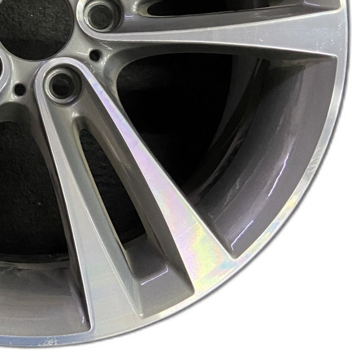 18" BMW 430i 20 18x8 5 spoke double spoke flared spoke Original OEM Wheel Rim - Close-Up Detail