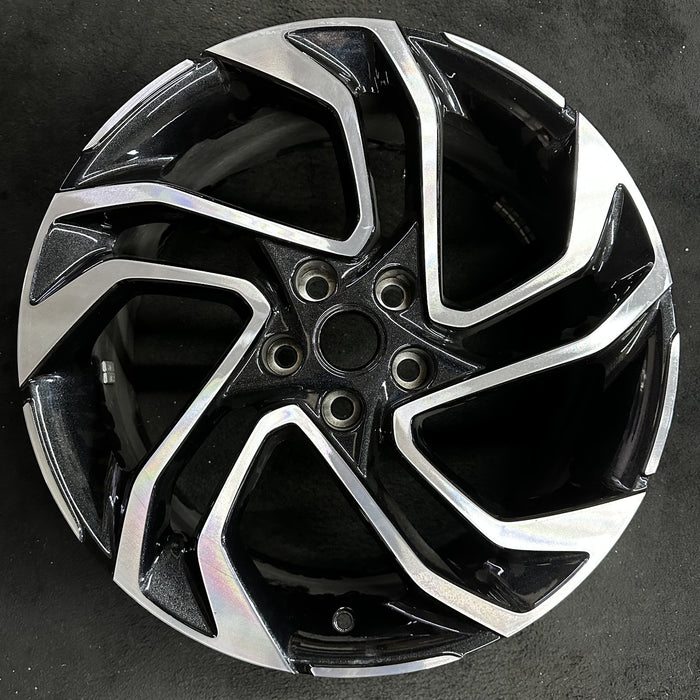19" TRAILBLAZER 24-25 19x8, Original OEM Wheel Rim - Angle View