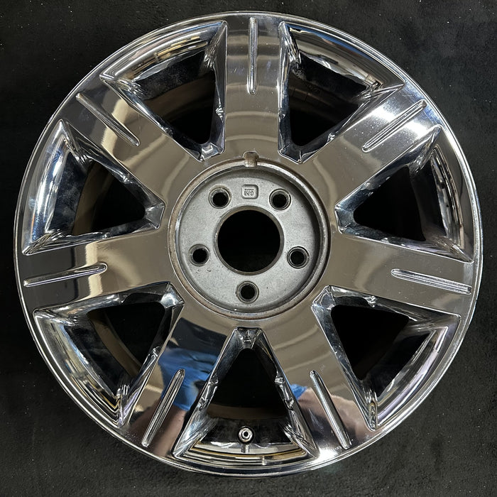 17" DTS 06 17x7, 7 spoke, chrome Original OEM Wheel Rim - Angle View