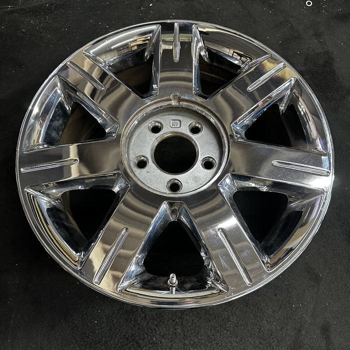 17" DTS 06 17x7, 7 spoke, chrome Original OEM Wheel Rim - Side Profile