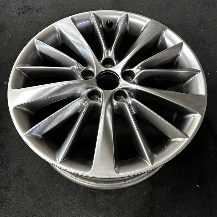 18" INFINITI Q50 18-24 18x7.5 Original OEM Wheel Rim - Close-Up Detail