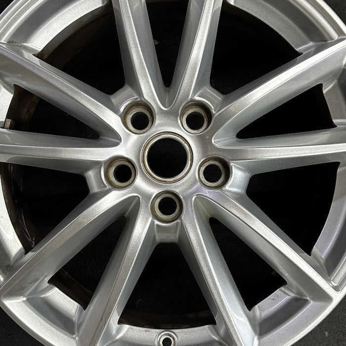 19" RANGE ROVER 13-17 alloy 19x7.5 10 spoke 5 split spoke Original OEM Wheel Rim - Angle View