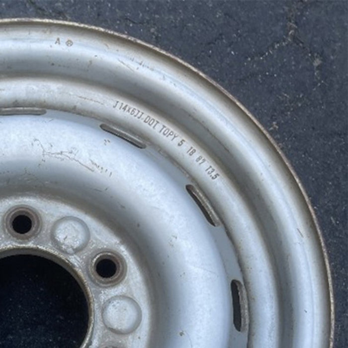 14" MITSUBISHI PICKUP 87-93 14x5 Original OEM Wheel Rim