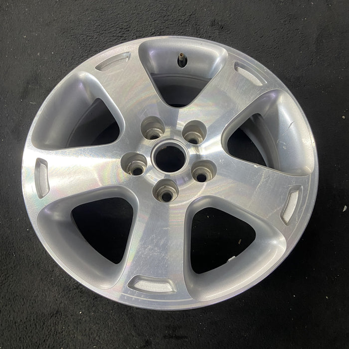 16" HHR 06-07 16x6.5, aluminum, , machined finish Original OEM Wheel Rim - Close-Up Detail
