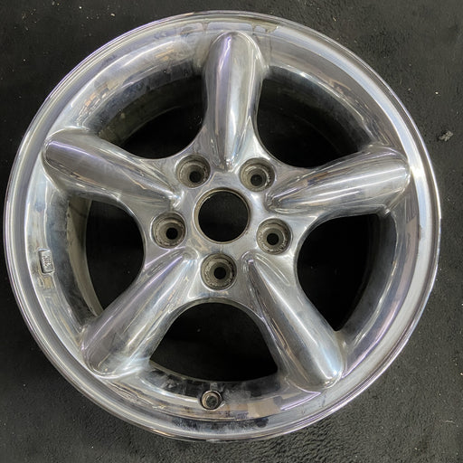 17" GRAND CHEROKEE 02 aluminum, 17x7.5, 5 spoke, chrome finish Original OEM - Angle View